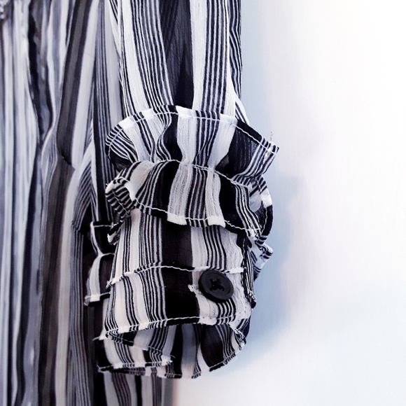 George ME Black and White Sheer Blouse Size Medium - Picture 4 of 7